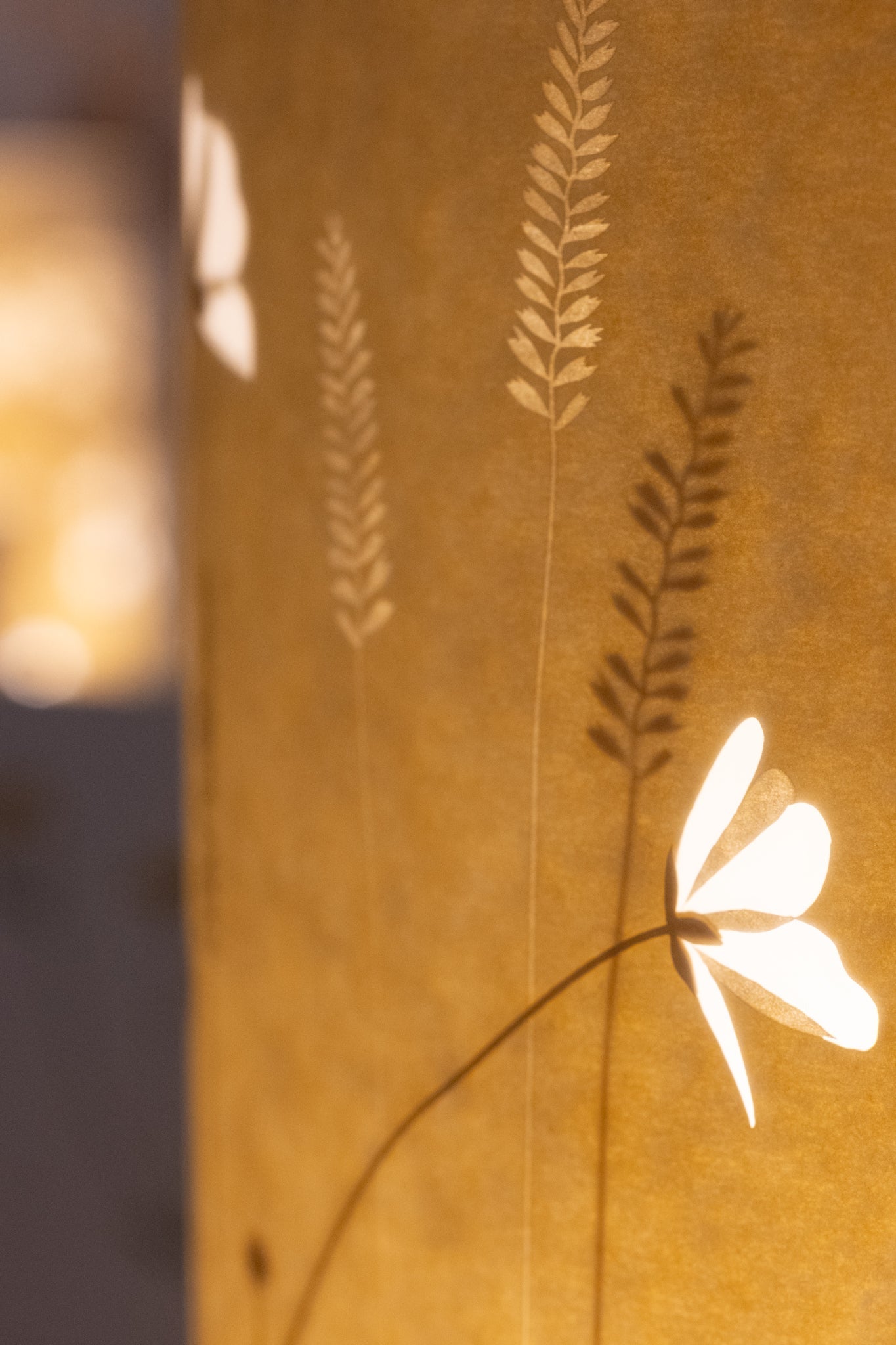 Large Buttercup Meadow Table Lamp