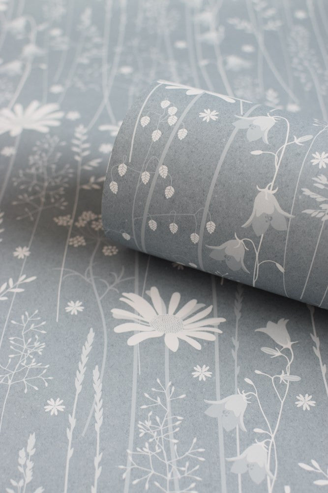 Daisy Meadow Wallpaper in Moonrise